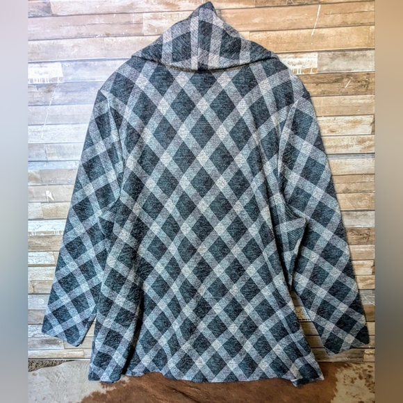 Lane Bryant Plaid Cowl Neck With Metallic Thread Tunic - Picture 9 of 16